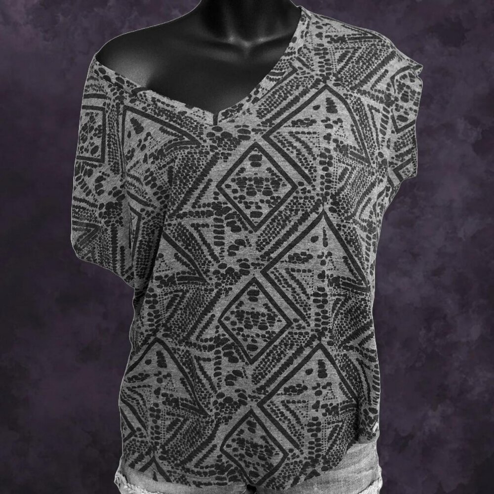 Garage Indie Grunge Batwing Tee